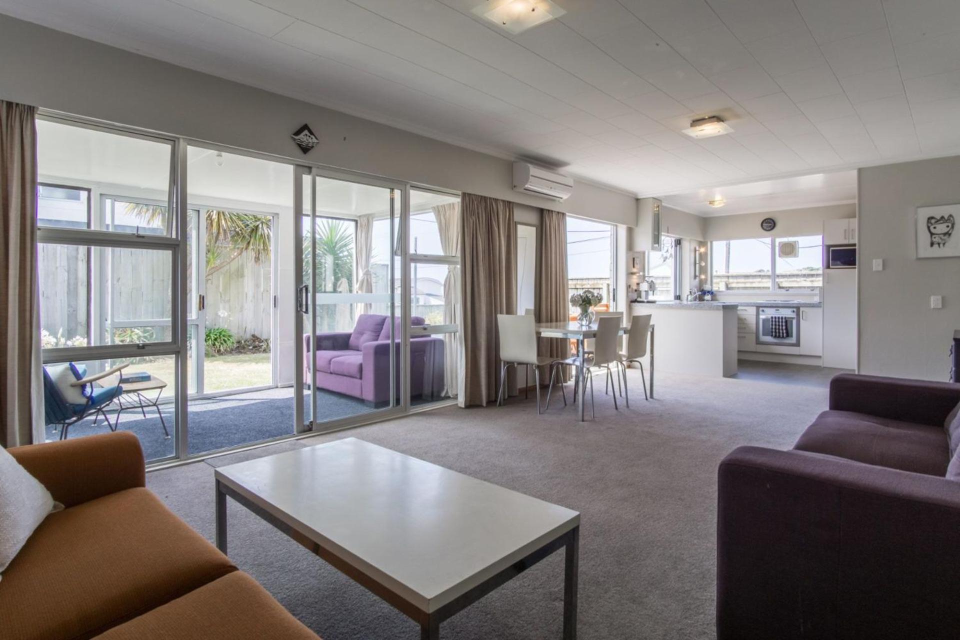 Sea Breeze On Belt By Coastal Walkway Villa New Plymouth Exterior photo